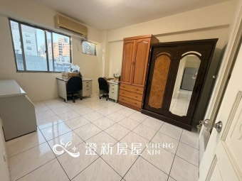 🐱🐶可養貓狗/近城隍廟/大遠百/電梯三房只要27000/一層兩戶/室內機車位/台水台電🐱🐶 - Image 18