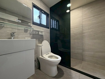 租屋找77✿中壢前站稀有採光佳,流理臺可伙,陽台獨洗!（第4張）