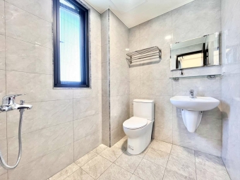 ✨全新完工✨可租補✨子母車✨機車位✨衛浴開窗✨近太原車站（第9張）