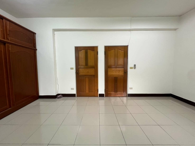 近中和環球＊6坪雅房＊中原捷運站＊冷暖氣房＊可免費使用超大公共空間（第5張）