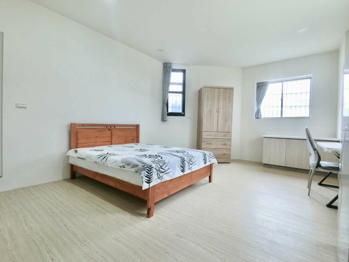 全新未住大套房✨可雙租補✨衛浴開窗✨質感文青風✨近中國醫 - Image 5