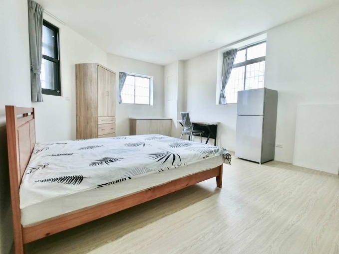 全新未住大套房✨可雙租補✨衛浴開窗✨質感文青風✨近中國醫 - Image 6