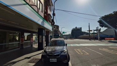 烏日三角窗店面出租（第2張）