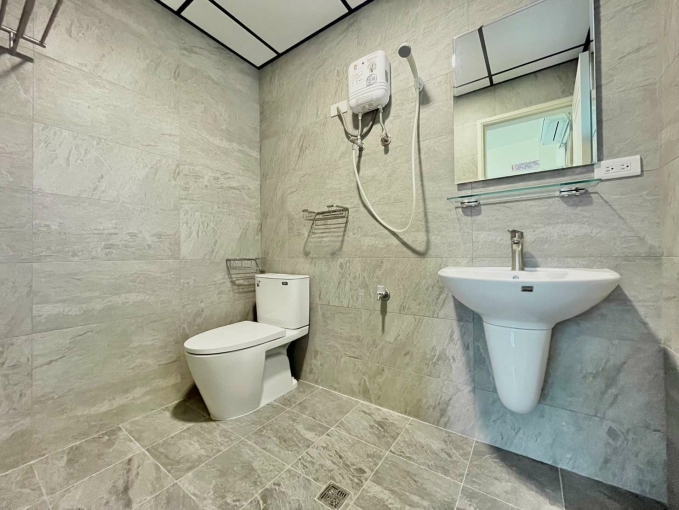 💖可租補✨電梯🏠陽台✔️近忠孝夜市💖 - Image 4