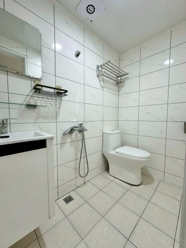 稀有可寵🍀陽台獨洗🍀可租屋補助🍀電梯🍀子母車🍀管理室🍀流理台🍀電磁爐（第8張）