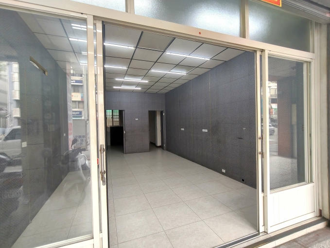 橘子🍊正中清路一樓透店⭐可營登（第7張）