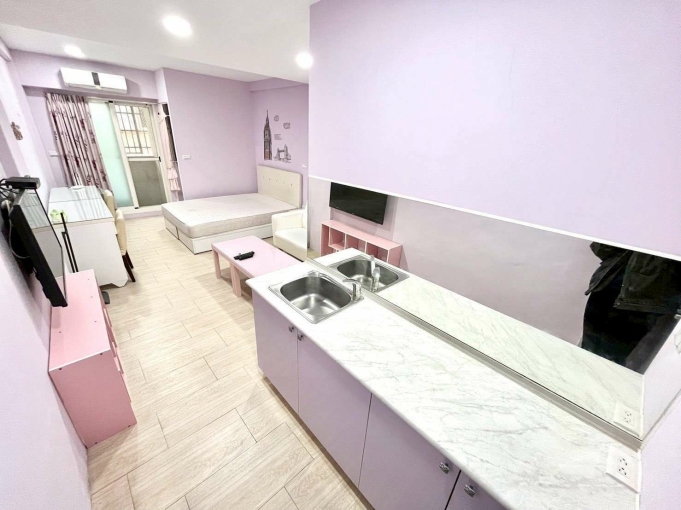 ✨夢幻仙境✨三人大沙發✨全面禁菸✨子母車✨室內機車位（第6張）