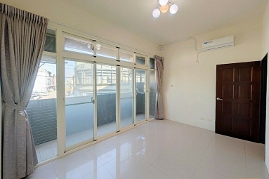 兆基社會住宅🏡頭份國中正對面三房平車可租補（第4張）