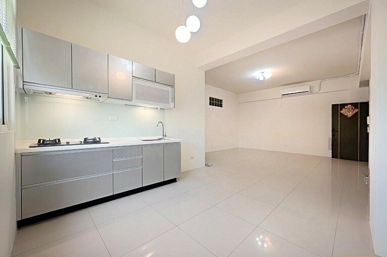 兆基社會住宅🏡頭份國中正對面三房平車可租補（第6張）