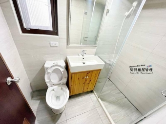 可貓兔✨獨洗陽台🏠木地板✨採光佳🏠乾濕分離✨飲水機（第12張）