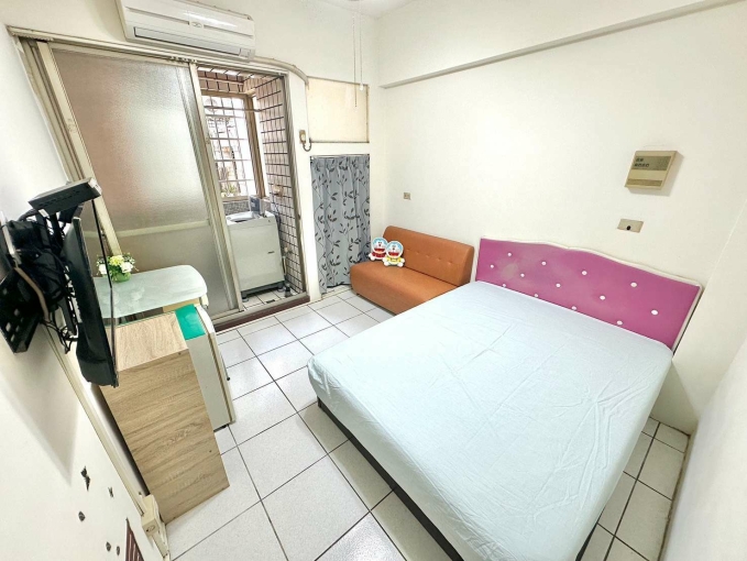 我要一杯曼陀朱加可樂✨陽台獨洗⚡可租補💕近逢甲 74⚡宇你相見（第1張）