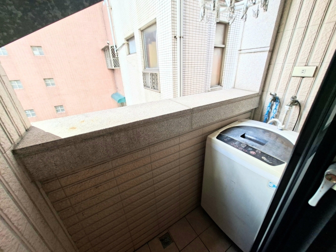 台電分算**可租補**陽台*電梯*子母車~*(第15張)
