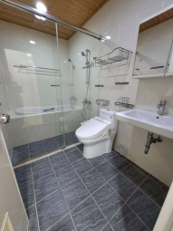 整棟美裝潢💎店面+樓上住家💎可營登 六房大空間💎 - Image 28