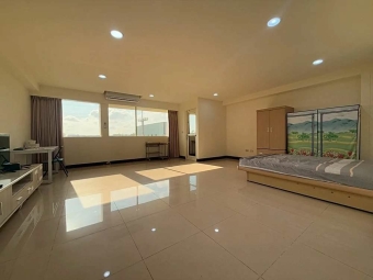 沛沛租🔅稀有電梯超大空間陽台獨立洗衣機（第2張）