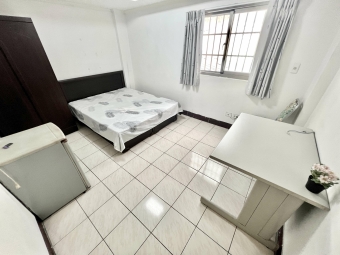 忠孝夜市✔電梯✔子母車✔租補✨短租 - Image 7