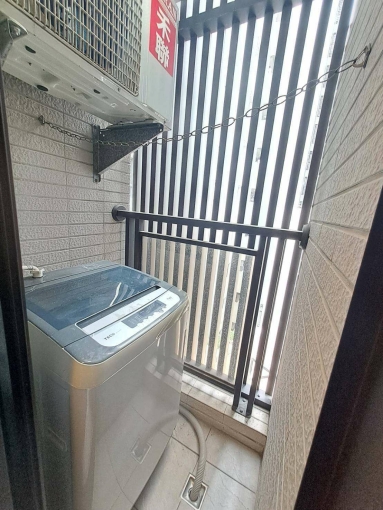 設計款大空間☆近中友百貨中國醫☆陽台☆飲水機子母車（第11張）