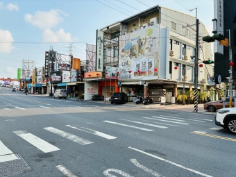 【安和路黃金透天整棟出租】（第4張）