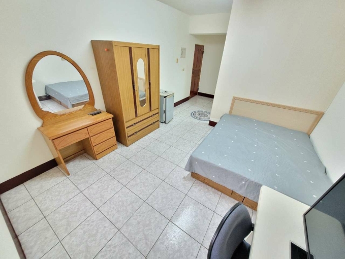 電梯套房*採光佳*可短租半年*子母車(第3張)