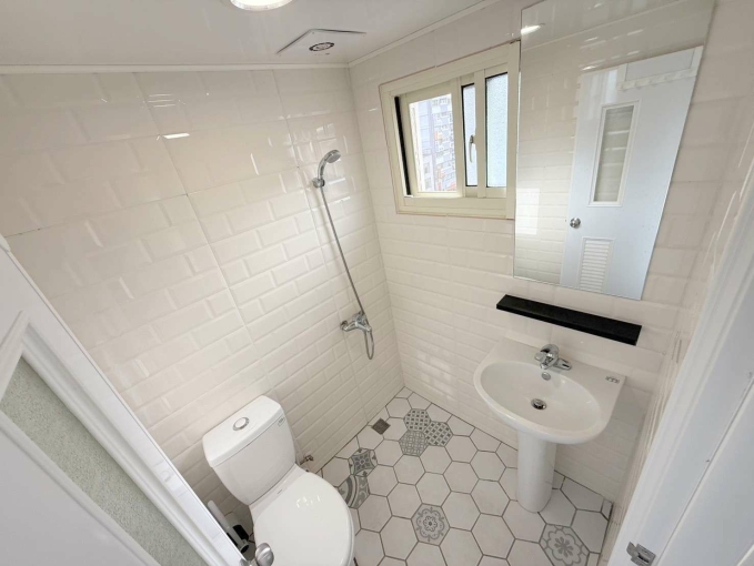 整棟全新北歐風😍可租補✅獨洗曬✅質感裝潢系統櫃✅近一中台體（第5張）