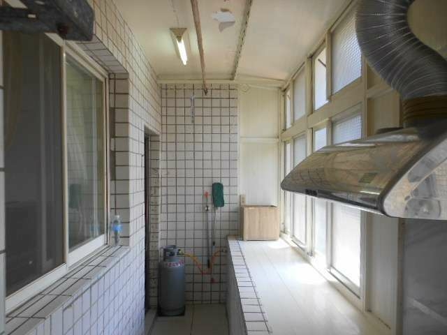 免仲介費 中壢後站地區公寓4樓有廚房優質大套房出租（第7張）