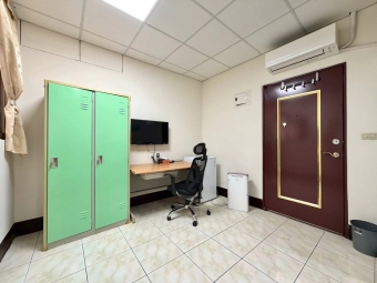 台中公園❤租補✨機車好停✔ - Image 16