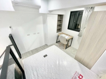 挑高樓中樓🏅1房1廳🌷可租補🌳陽台獨洗曬✨衛浴開窗（第7張）