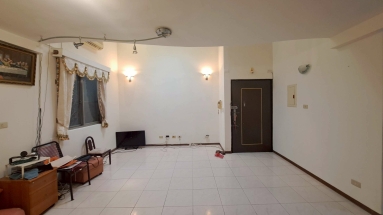 捷運區公所儷景一樓挑高大空間大庭院 休閒養生（第4張）