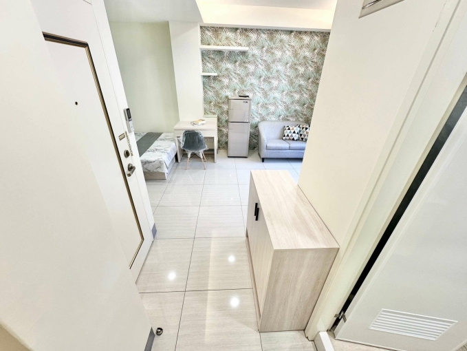 超新電梯套房☆可租補@陽台@流理臺@大空間@飲水機@子母車(第10張)