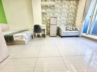 超新電梯套房☆可租補@陽台@流理臺@大空間@飲水機@子母車（第6張）