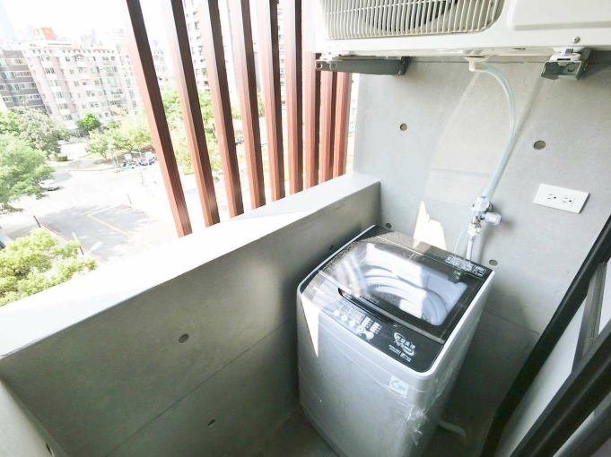 *可租補*超新電梯套房*採光佳*飲水機*子母車~*(第13張)