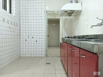 🍎公所捷運🍎一樓+地下室🍎51坪 🍎租補.戶籍.寵物（第8張）