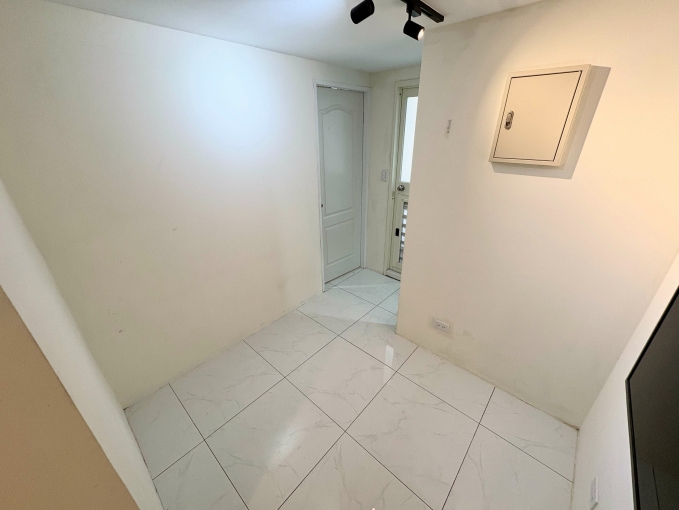 一房一廳🍀陽台獨洗🍀稀有可寵🍀租屋補助🍀流理台🍀子母車（第1張）