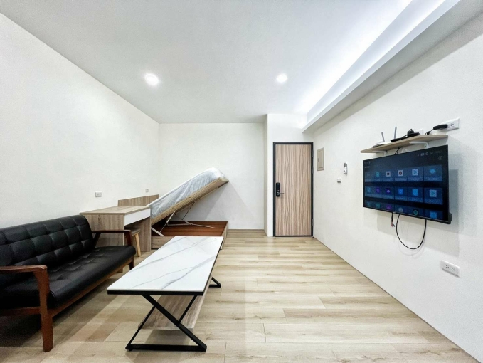 東區大空間可雙人租房屋補助流理台陽台獨洗曬系統櫃傢俱全配乾濕分離爬樓梯套房（第5張）