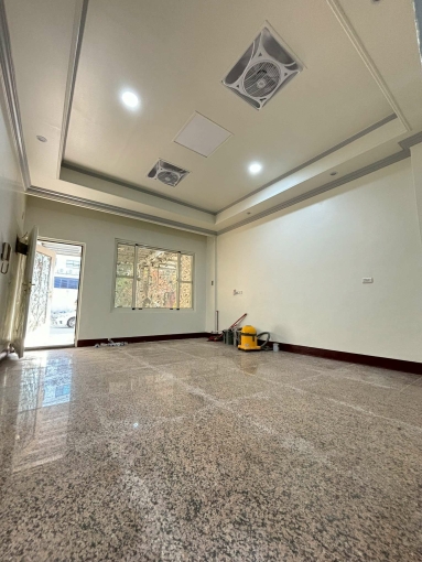 橘子🍊靜宜商圈3樓半透天🍊可寵戶籍租補 - Image 4