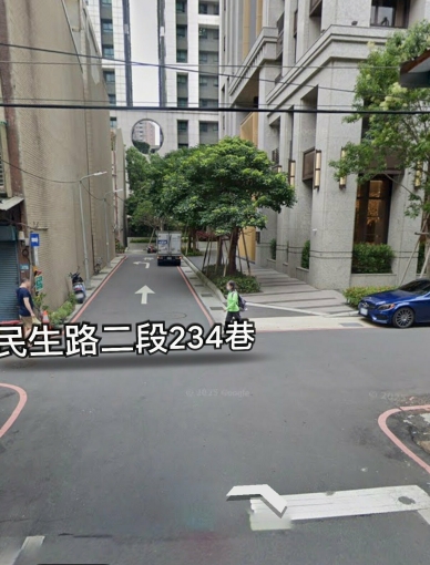 新埔捷運站３號出口黃金店面一二樓（第2張）