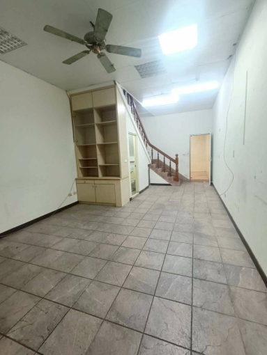 樓店1+2F🍀可輕食、辦公、咖啡廳🍀子母車（第4張）