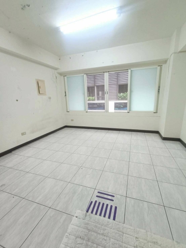 樓店1+2F🍀可輕食、辦公、咖啡廳🍀子母車（第5張）