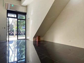 遠雄晴川全新建案｜臨路口｜開門做生意或辦公室｜含全新空調（第3張）