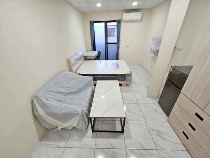 大里✨租補✨陽台洗衣機✨（第1張）