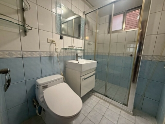 租屋找77✿藝文精美三房車,採光佳,隨時入住!（第12張）