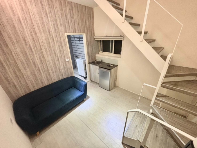 只緣身在此房中💕稀有樓中樓✨可租補🎶宇你相見✨近水湳（第2張）