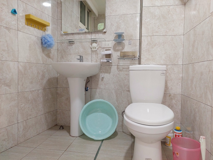 運動場旁一樓套房~劉春治0922103882 - Image 9