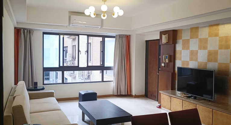 中港大排44.5坪三房二廳二衛音樂歐州貝多芬社區（第1張）