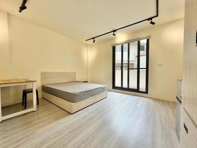 燙到要放耳邊降溫🐈可寵可狗✨可租補✨陽台獨洗💕近中國醫 科博館⚡宇你相見（第4張）