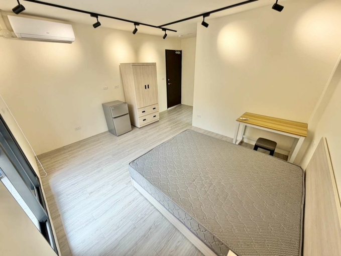 燙到要放耳邊降溫🐈可寵可狗✨可租補✨陽台獨洗💕近中國醫 科博館⚡宇你相見（第6張）