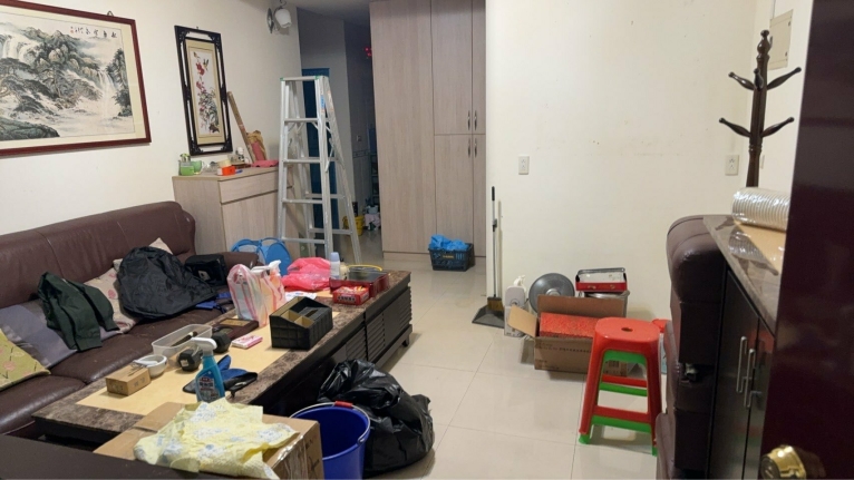 板橋 新海路 1樓 住家 門口停車 有大地下室 空間利用高 - Image 1