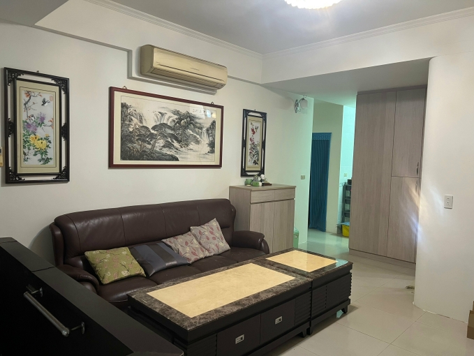 板橋 新海路 1樓 住家 門口停車 有大地下室 空間利用高（第1張）