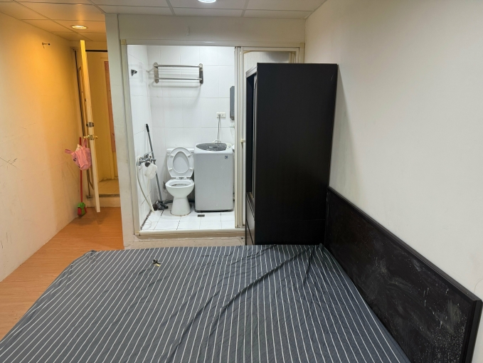 板橋大華街精美套房｜近府中捷運站（第4張）