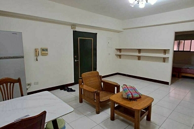兆基社會住宅🏠可寵可租補東區近南紡獨門獨戶大3房屋況好有車（第1張）