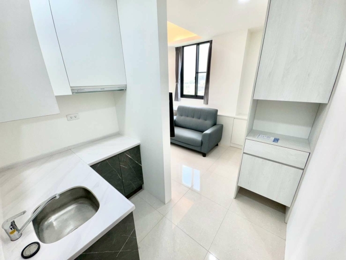 🧡加賴約🧡全新電梯🧡租屋補助🧡陽台獨洗🧡流理台🧡重金裝潢🧡稀有釋出🧡 - Image 12